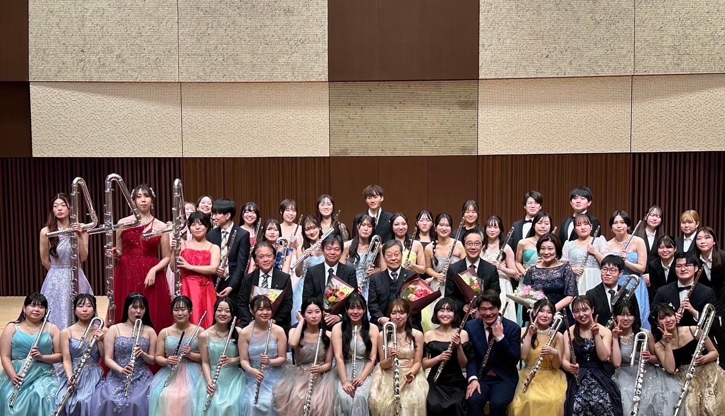 フルートアンサンブル演奏会の集合写真
